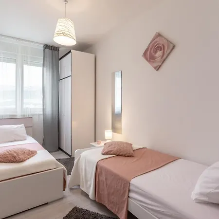 With Wifi - 17515 Apartamento *